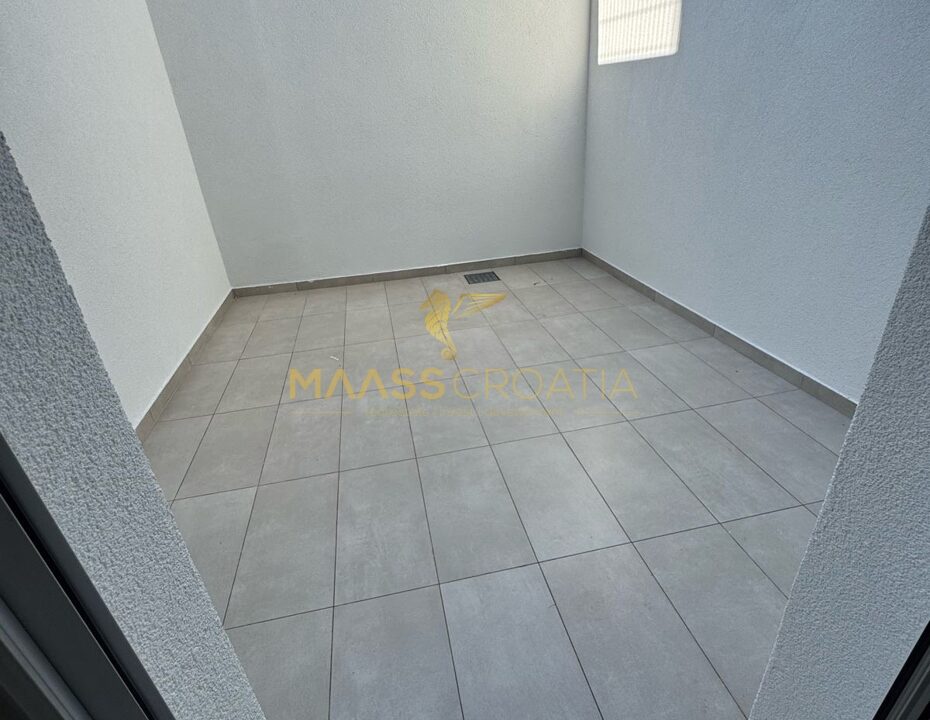 PHOTO-2025-11-20-10-45-01