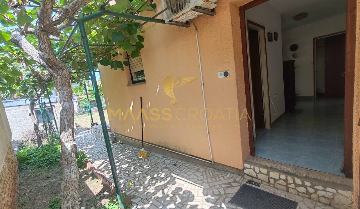 PHOTO-2025-11-25-12-39-02 (5)