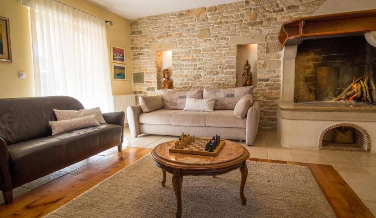 Haus mit Schwimmbad - Rakalj, Istrien