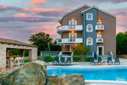 Zeitgenössisches Haus Zaton