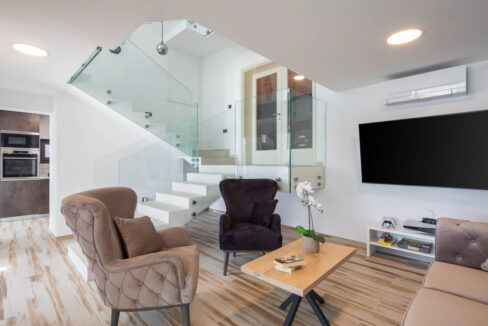 Neue moderne Villa mit Meerblick in der Nähe von Šibenik