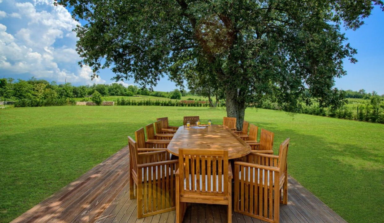 Zeitgenössische Oase, ein luxuriöser moderner Villenrückzugsort, Region Pore?