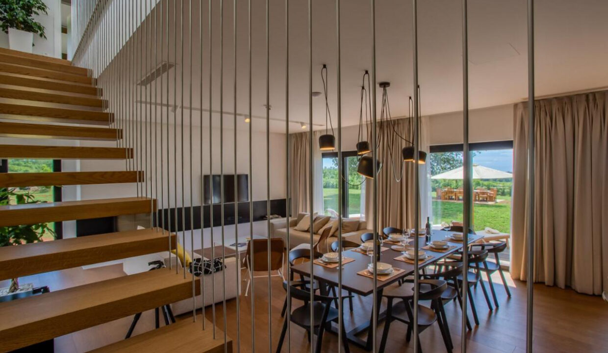 Zeitgenössische Oase, ein luxuriöser moderner Villenrückzugsort, Region Pore?