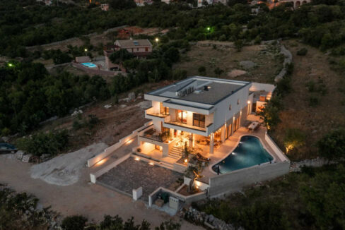 Neue Villa mit Meerblick in der Nähe von Zadar