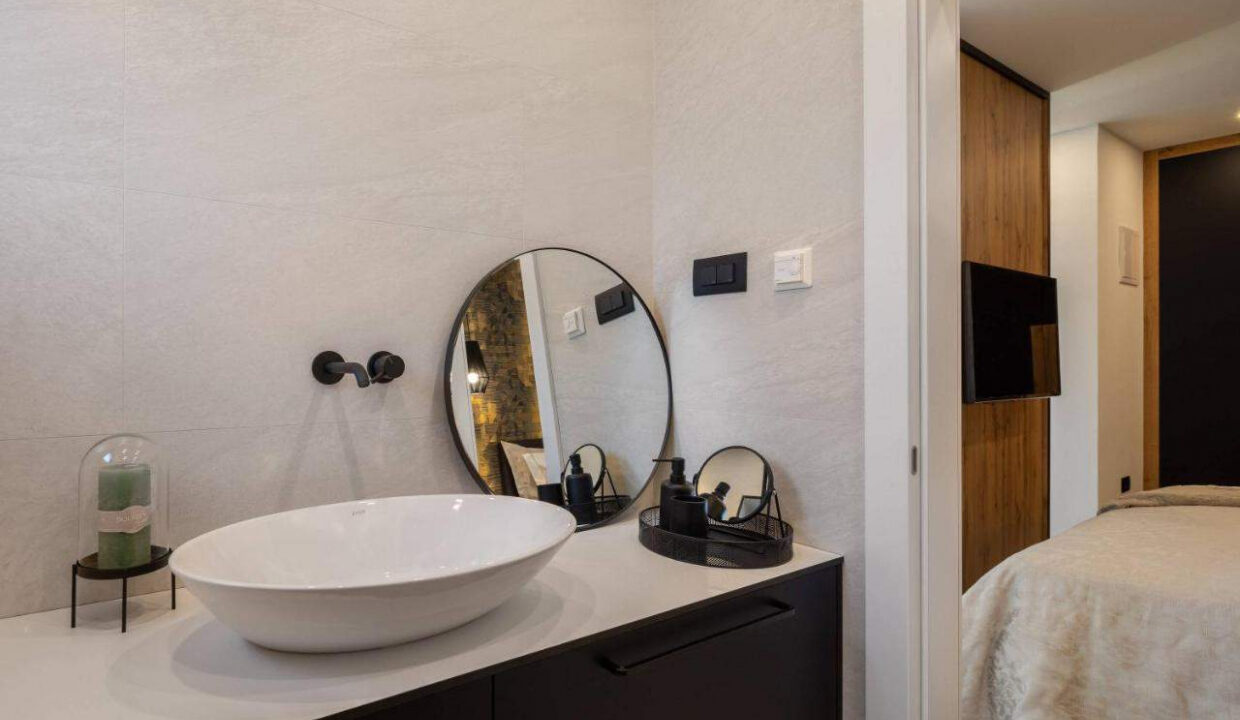 Erstaunliches modernes Haus bei Sibenik