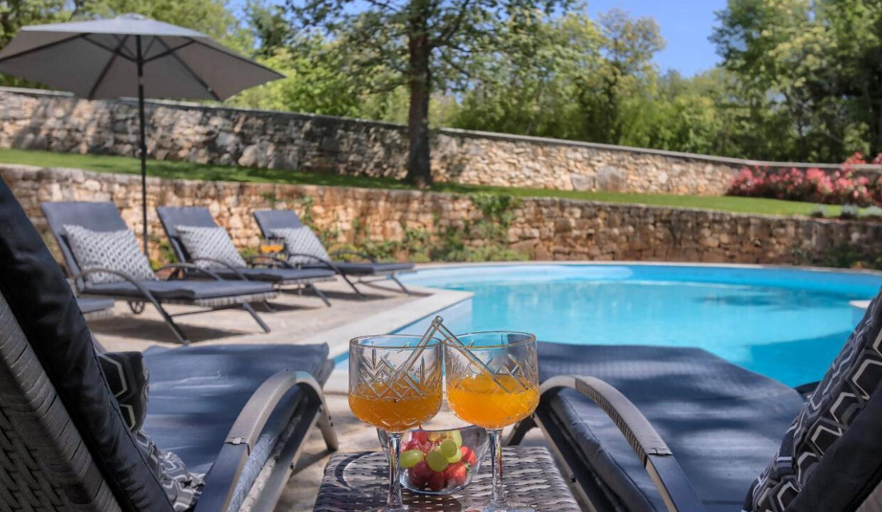 Wunderschönes Steinhaus bei Tinjan