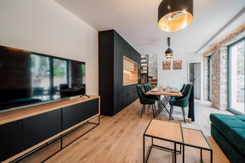 Neue moderne Villa aus Stein in der Region Zadar