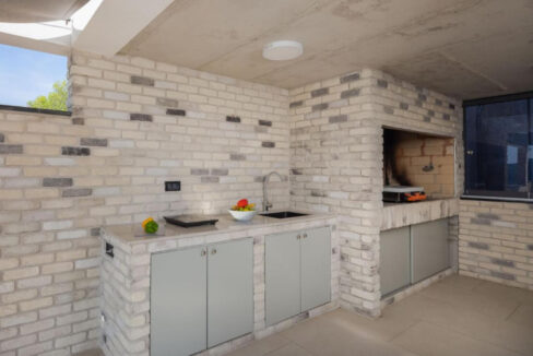 Neue moderne Villa mit Meerblick in der Nähe von Šibenik