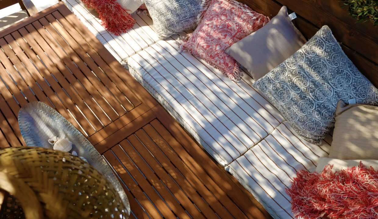 Weißes Haus mit Meerblick auf der Insel Vis