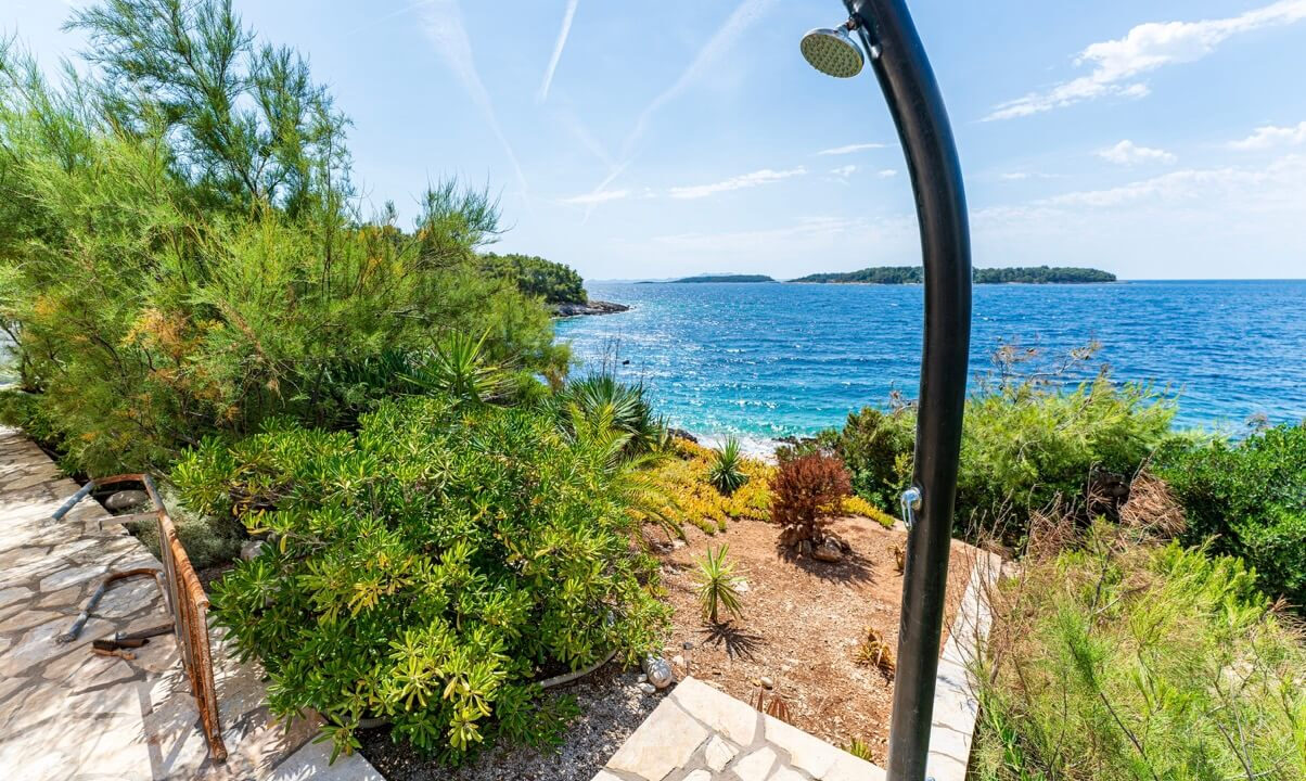 Wunderschöne und beeindruckende Villa am Meer - Insel Kor?ula