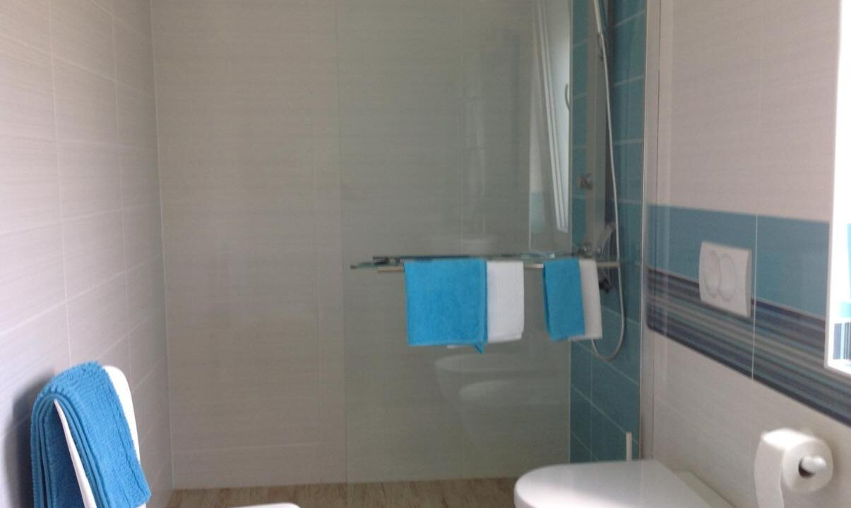 Erstaunliche Villa direkt am Meer auf der Insel Rab