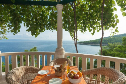 Villa am Meer auf der Insel Bra?