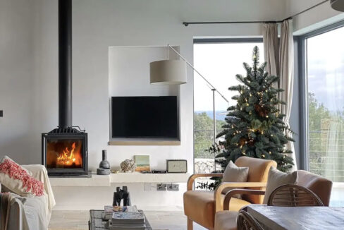 Weißes Haus mit Meerblick auf der Insel Vis