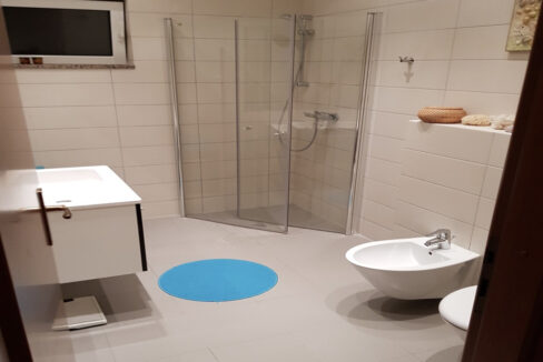 Haus am Meer in Sibenik