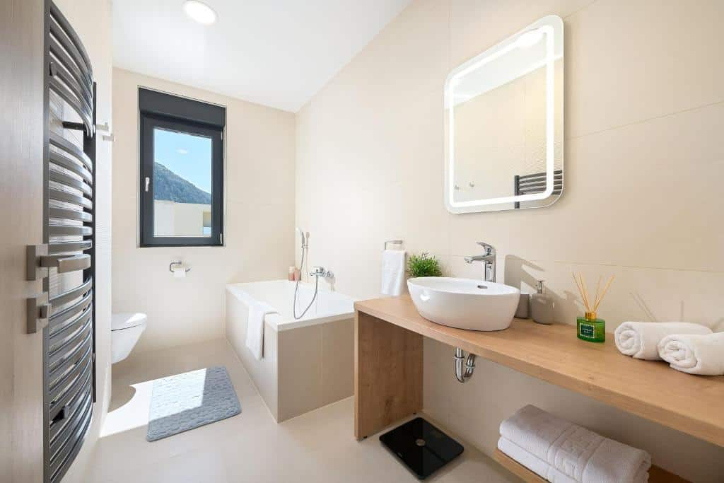 Modernes Haus mit Meerblick in Makarska