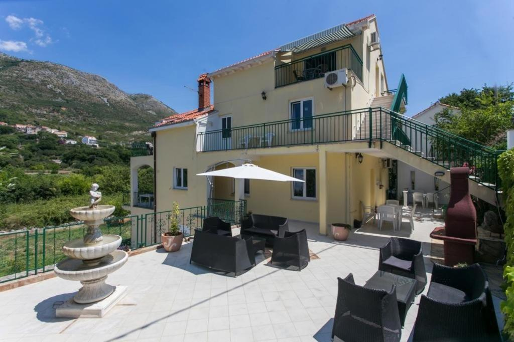 Haus in der Nähe des Meeres Cavtat