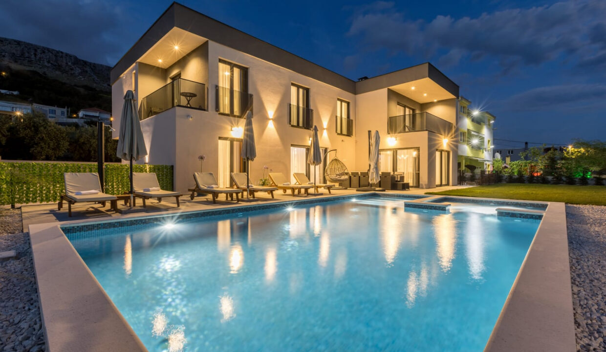 Neues Meerblick-Ferienhaus Podstrana