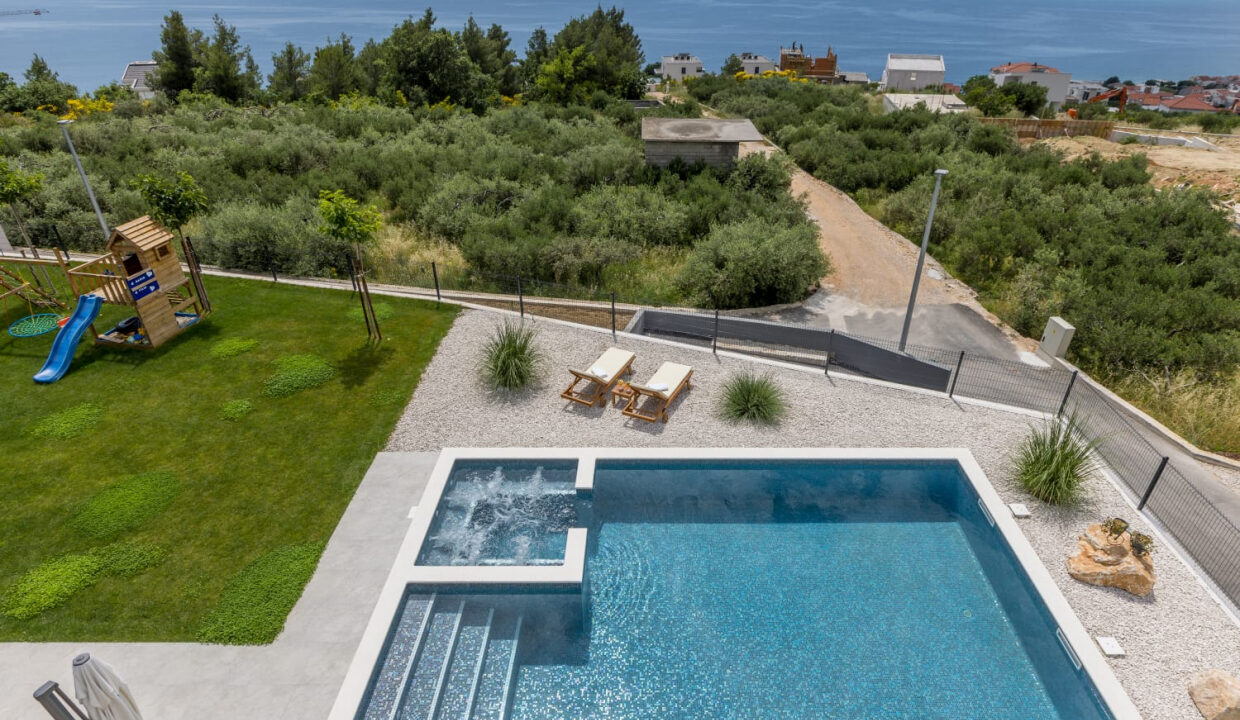 Neues Meerblick-Ferienhaus Podstrana