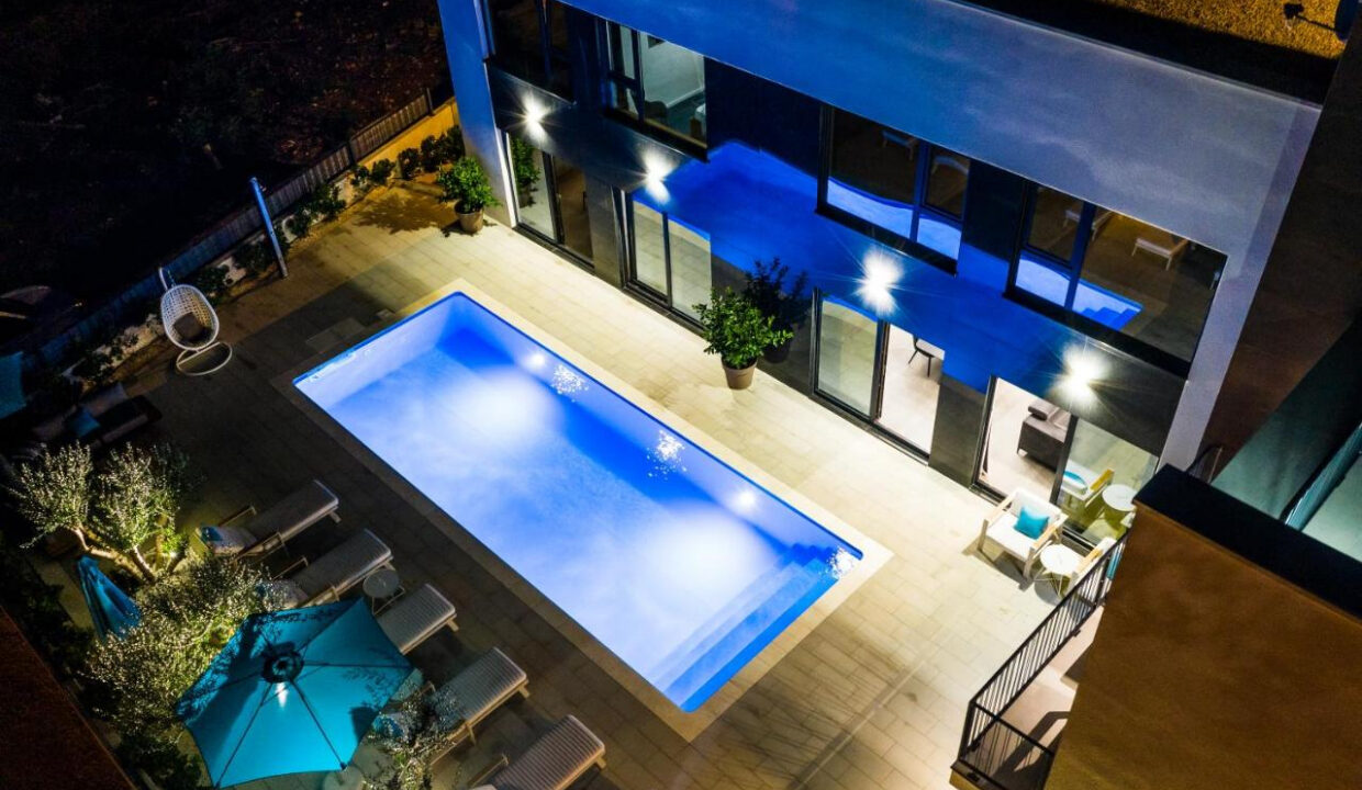 Charmante Villa Vir Island