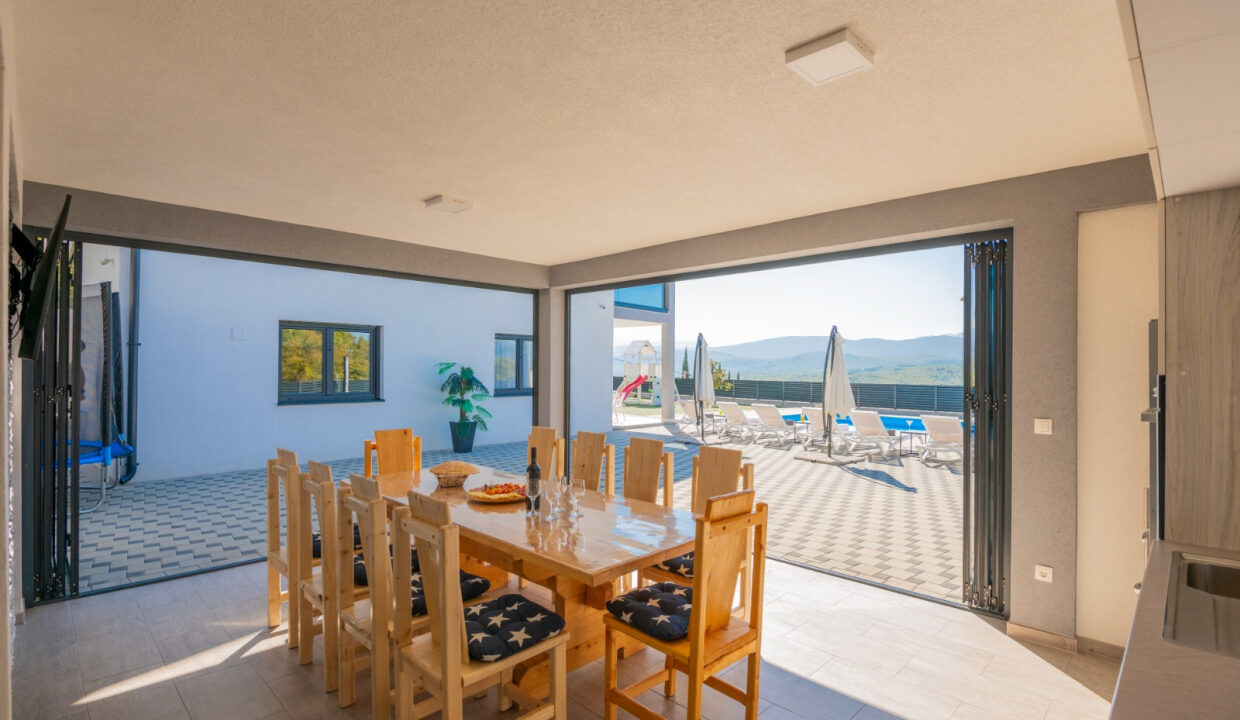 Großzügiges Einfamilienhaus - Stadt Imotski