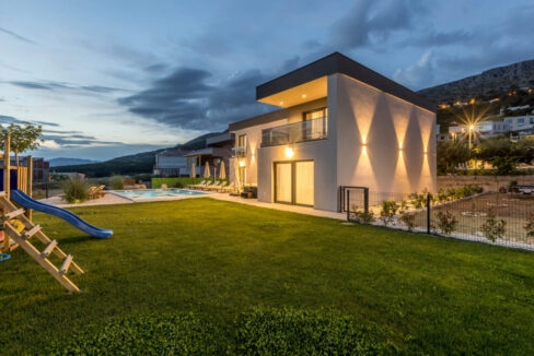 Neues Meerblick-Ferienhaus Podstrana