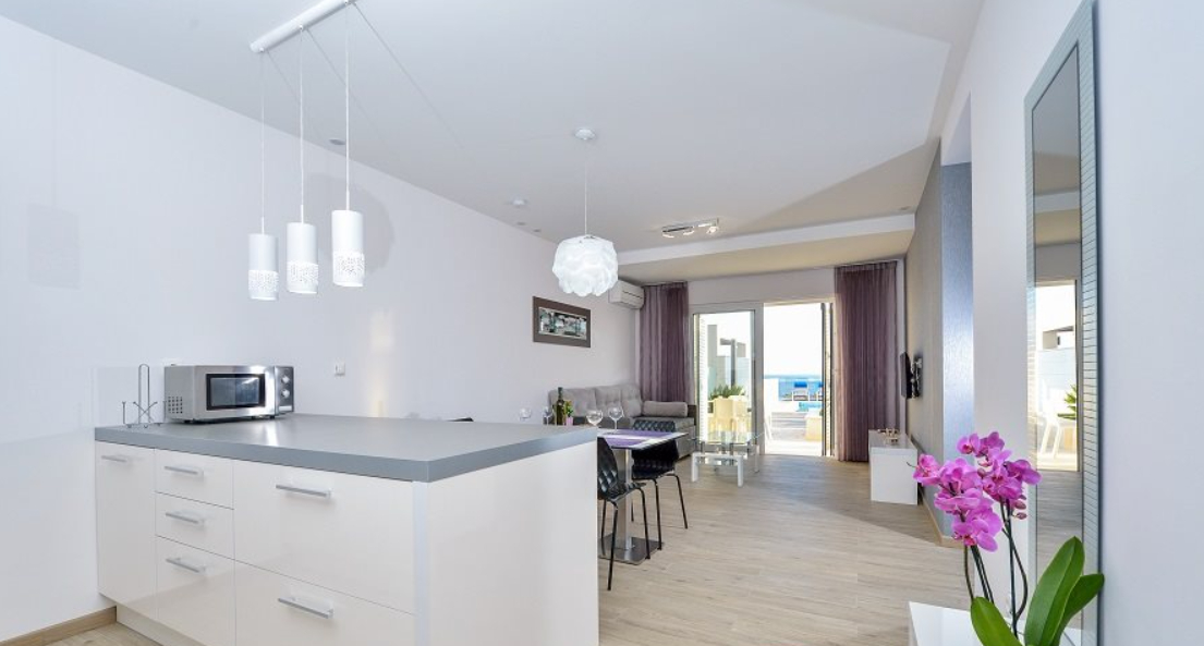 Atemberaubende Doppelhaushälfte Rogoznica