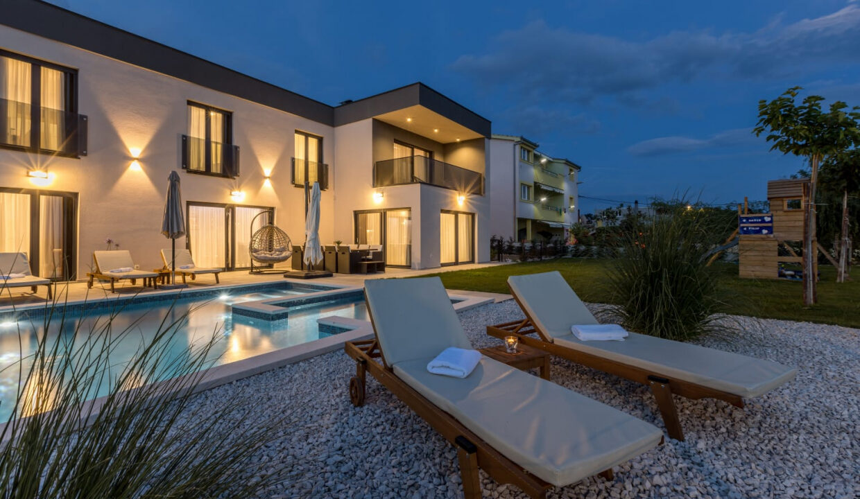 Neues Meerblick-Ferienhaus Podstrana