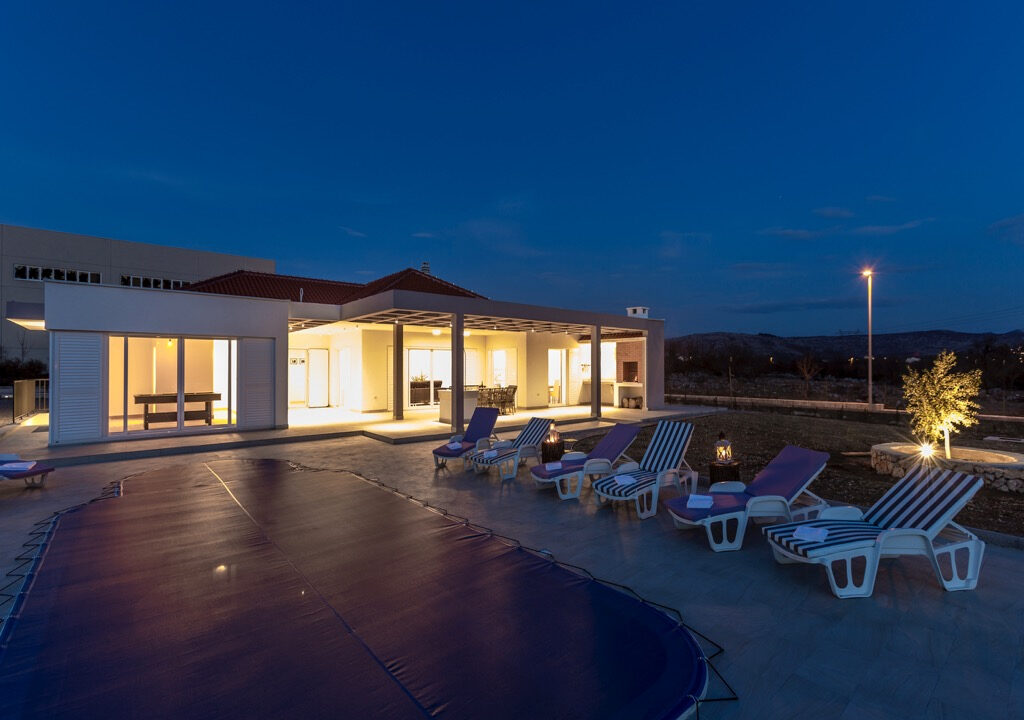 Atemberaubende moderne Villa - Region Split