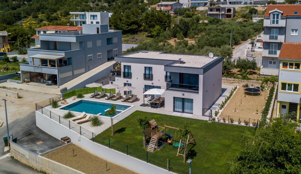 Neues Meerblick-Ferienhaus Podstrana