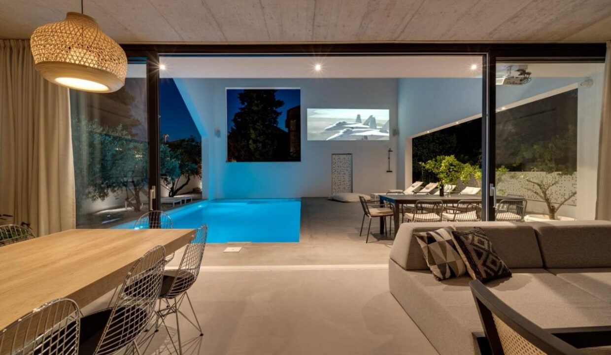 Erstaunliche neue Villa auf der Insel Brac