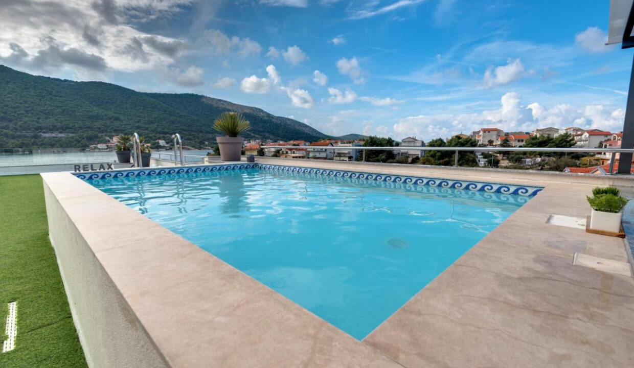 Haus am Wasser in Sibenik