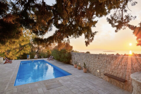 Exquisite Villa aus Stein - Die Insel Pag