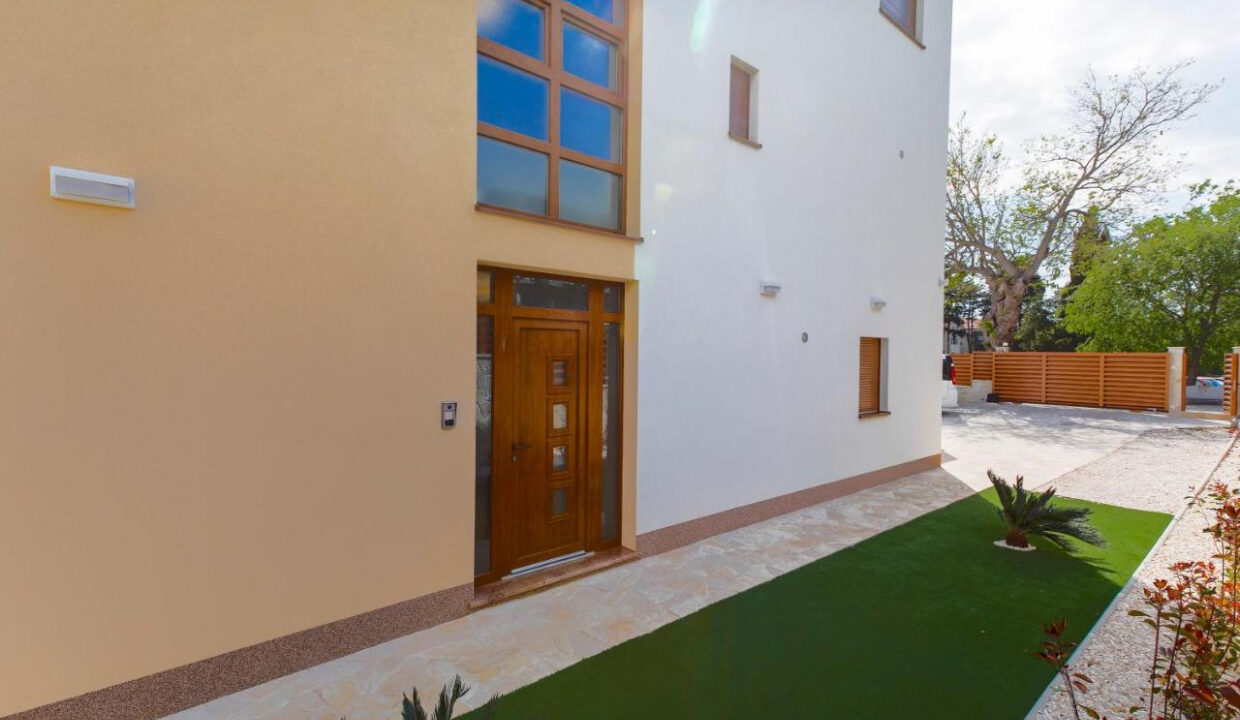 Neues Haus in Kastel Sucurac, Split