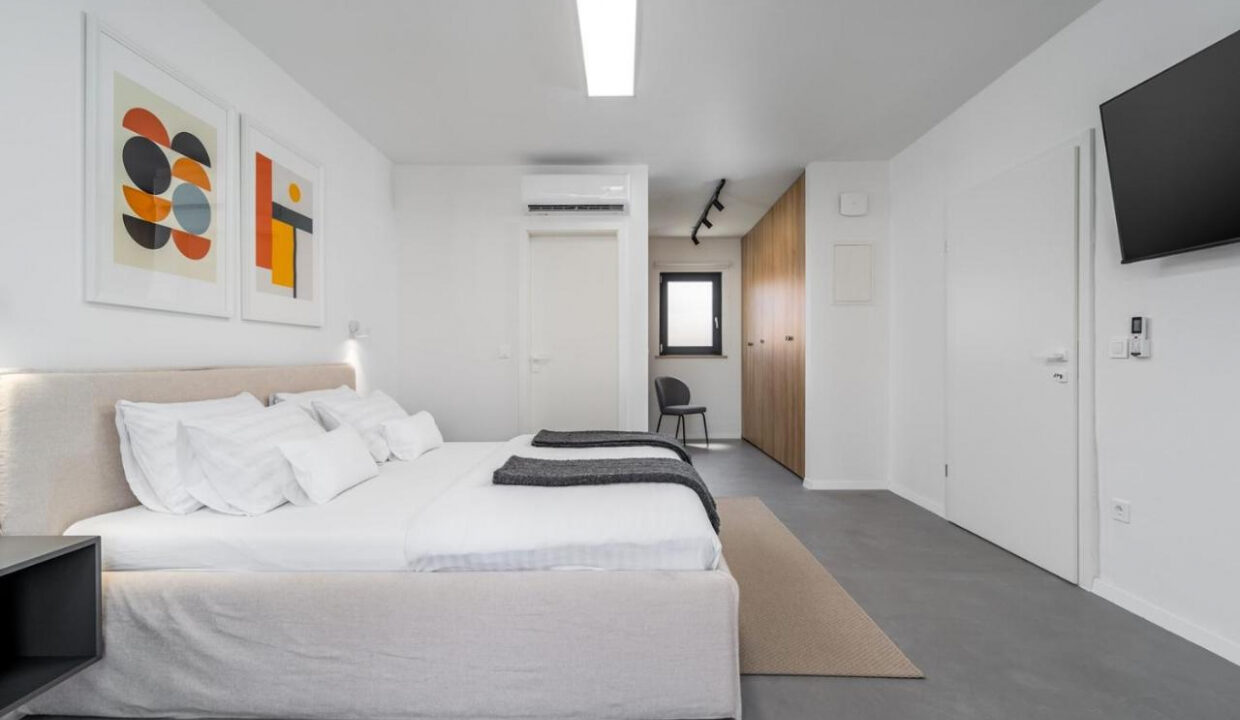 Erstaunliche neue Villa auf der Insel Brac