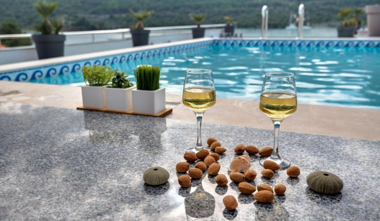 Haus am Wasser in Sibenik