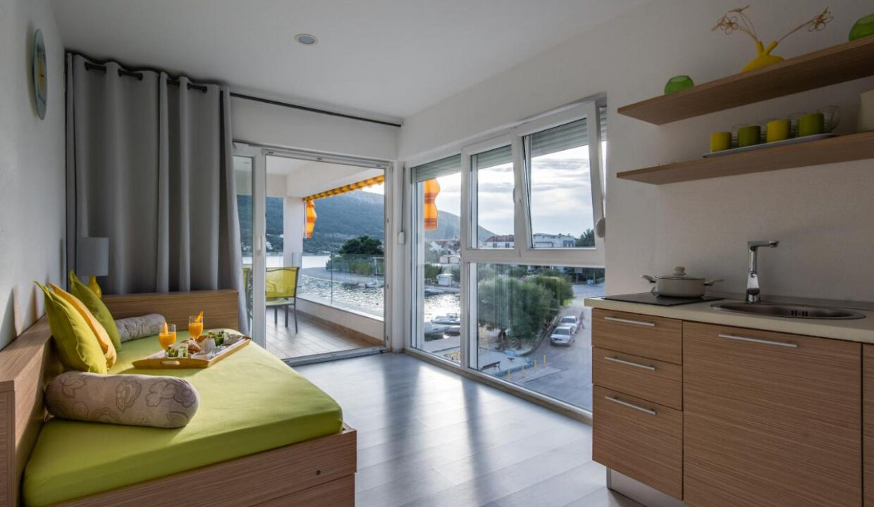 Haus am Wasser in Sibenik