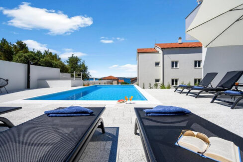 Neues Ferienhaus in der Nähe von Sibenik