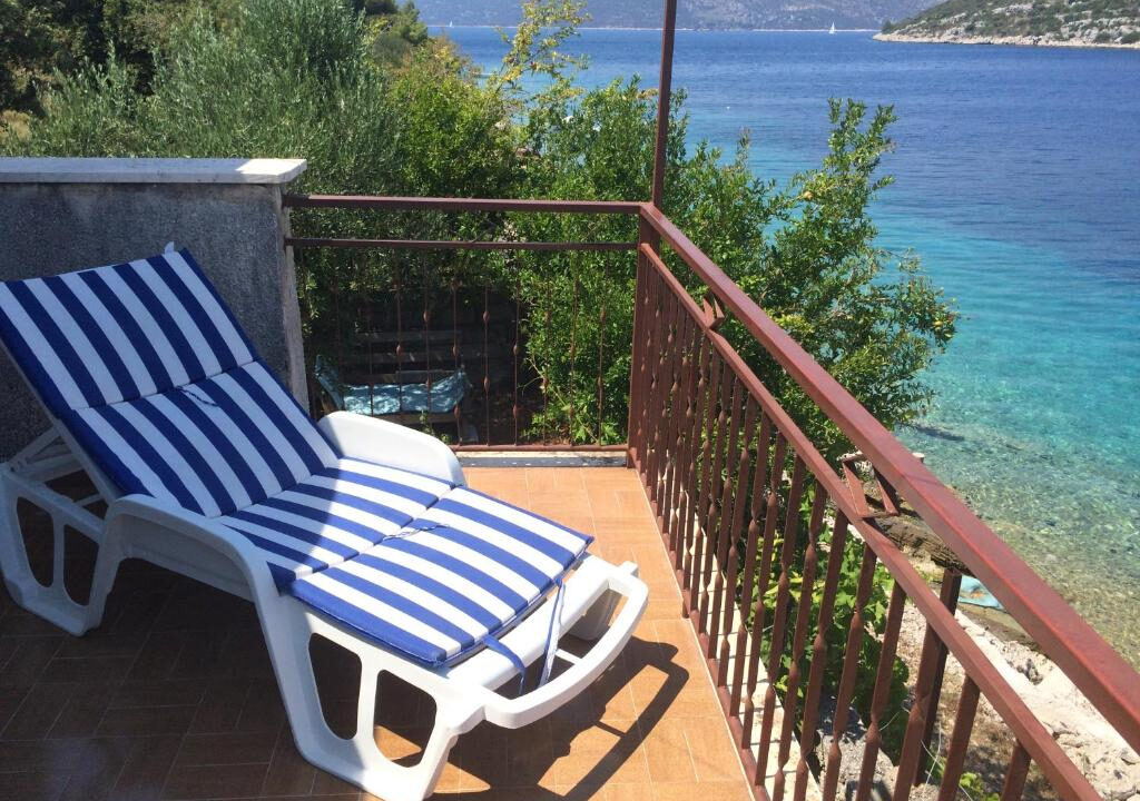 Haus am Meer auf der Insel Drvenik Veliki