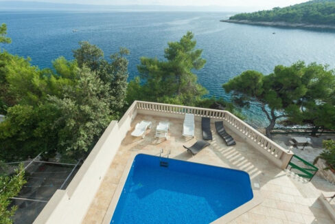 Villa am Meer auf der Insel Bra?