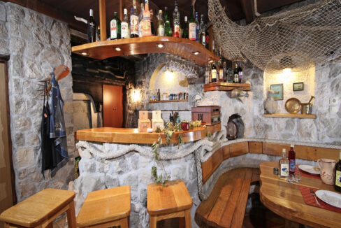 Haus mit Garten und Meerblick in Makarska