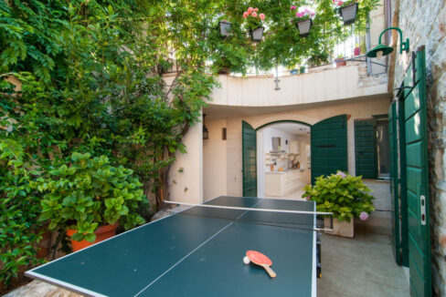 Steinhaus in Supetar, Brac