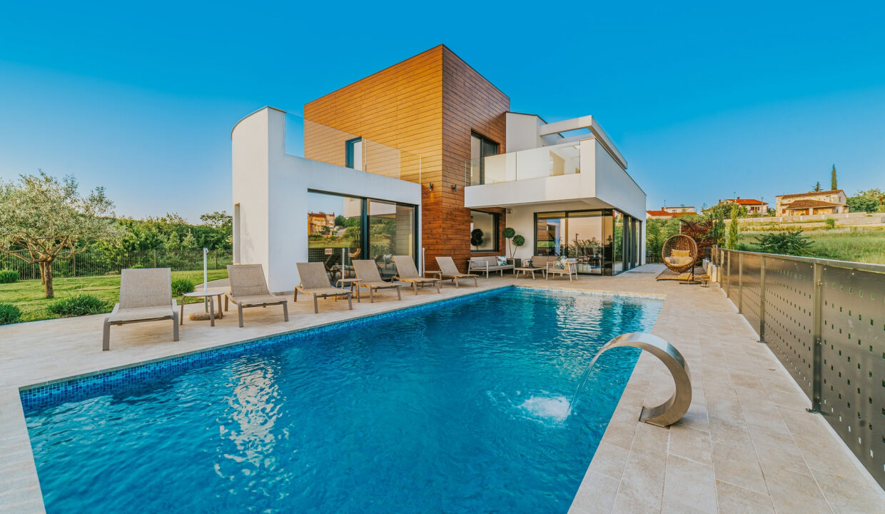 Exklusive moderne Villa in Porec