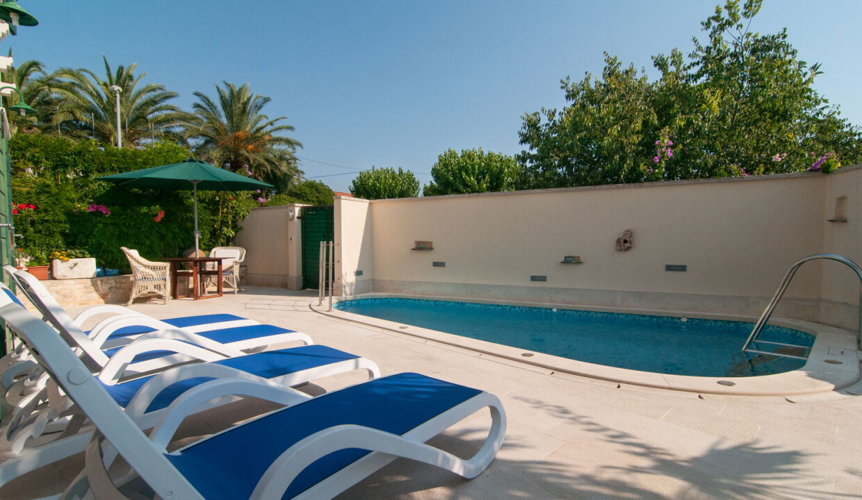 Steinhaus in Supetar, Brac