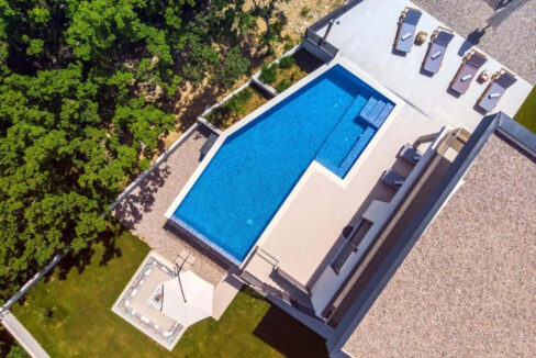 Modernes Haus in der Region Omis