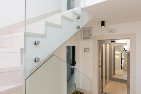 Außergewöhnliche Steinvilla auf Brac