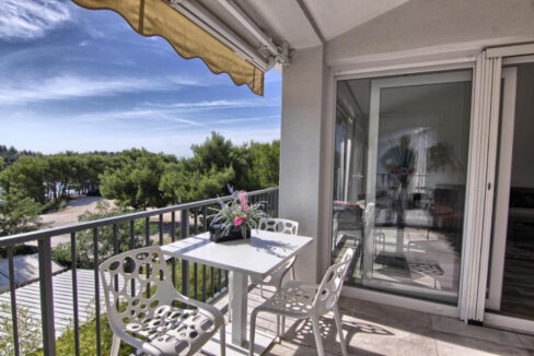 Grundstück am Meer Pakostane