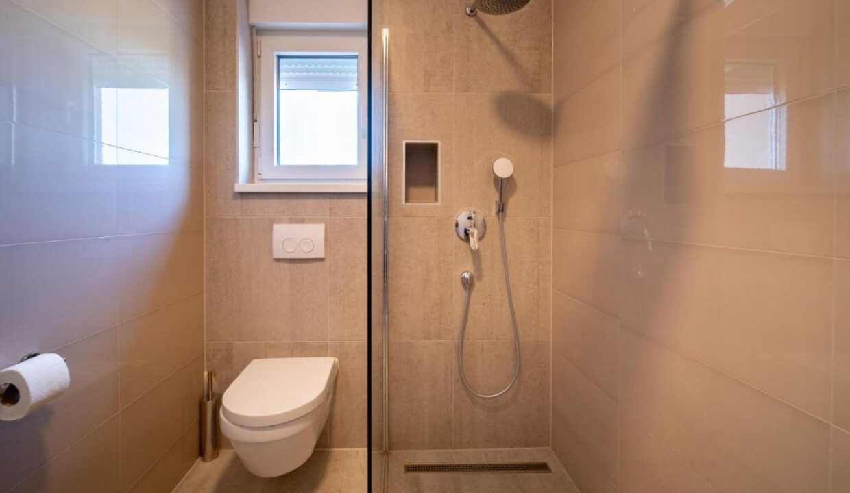 Erstaunliches Haus Rab Island