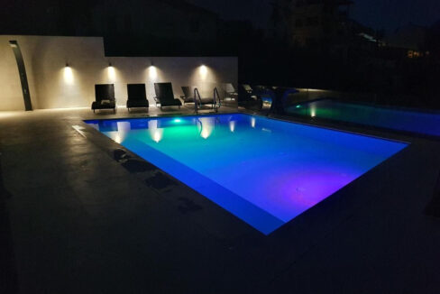 Erstaunliches Haus bei Pakostane