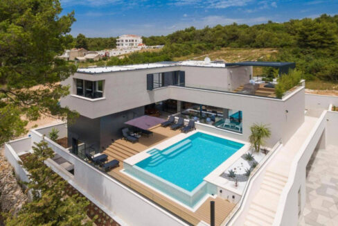 Wunderschöne Villa mit Meerblick in der Nähe von Zadar