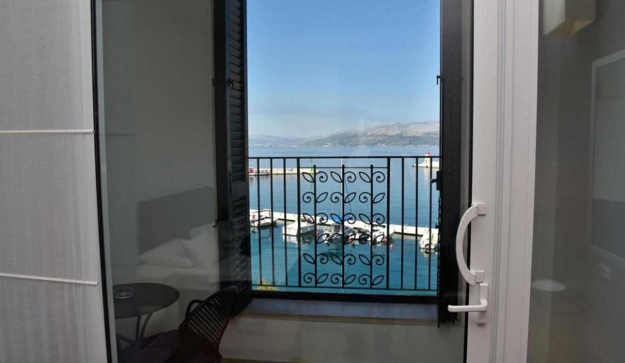 Hotel am Meer auf der Insel Bra?